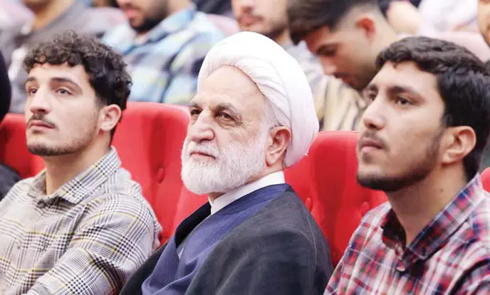 دبشیها در محکمه